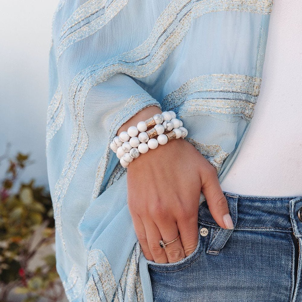 KARMA BEADED BRACELET - WHITE HOWLITE - Picture 3 of 5
